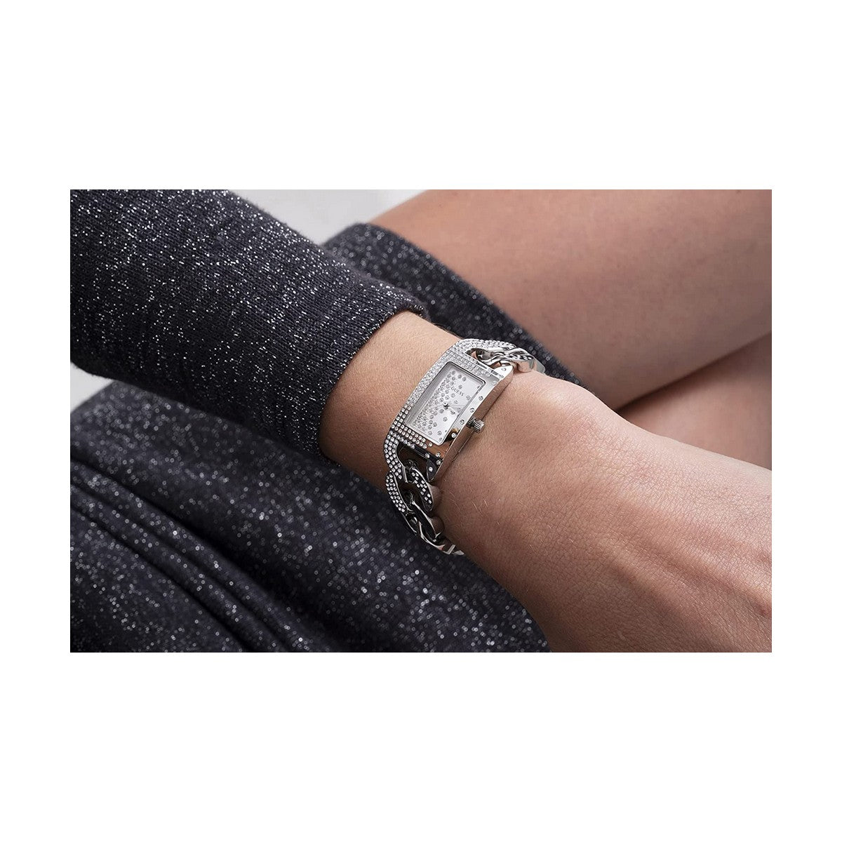 V8HAE52071D6085F95CECD66468B97263CDR4507295P7