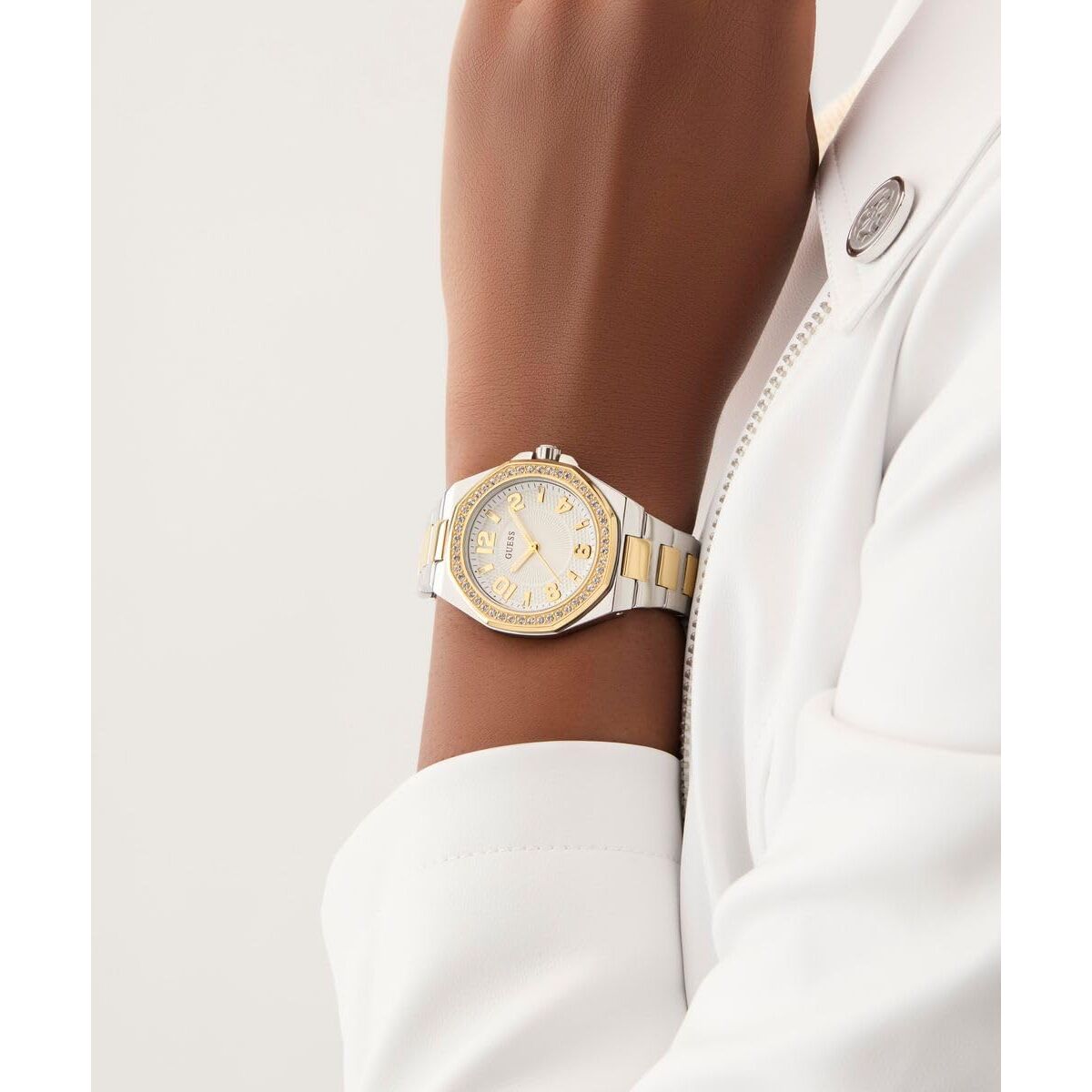 V2HFEBED1C903828395912968D031B02732R7469056P7