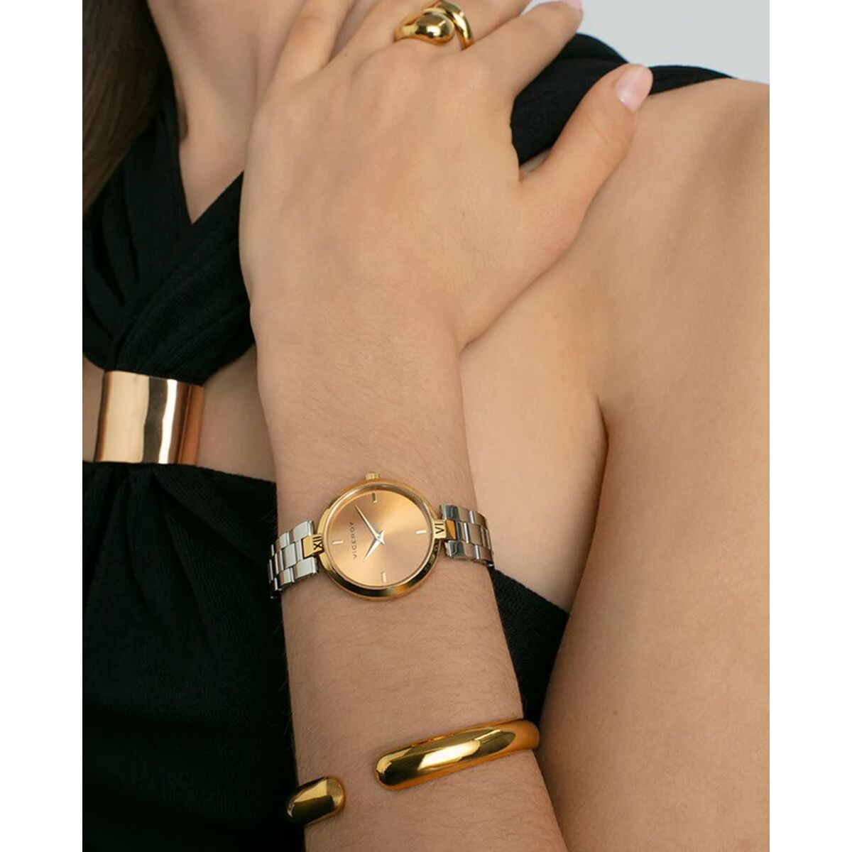 V2H8E38CC795CC79318F6D58709C344A846R6732824P3